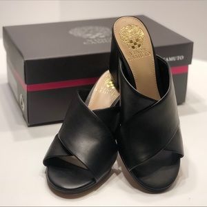 Vince Camuto 6.5 Black Leather Levey